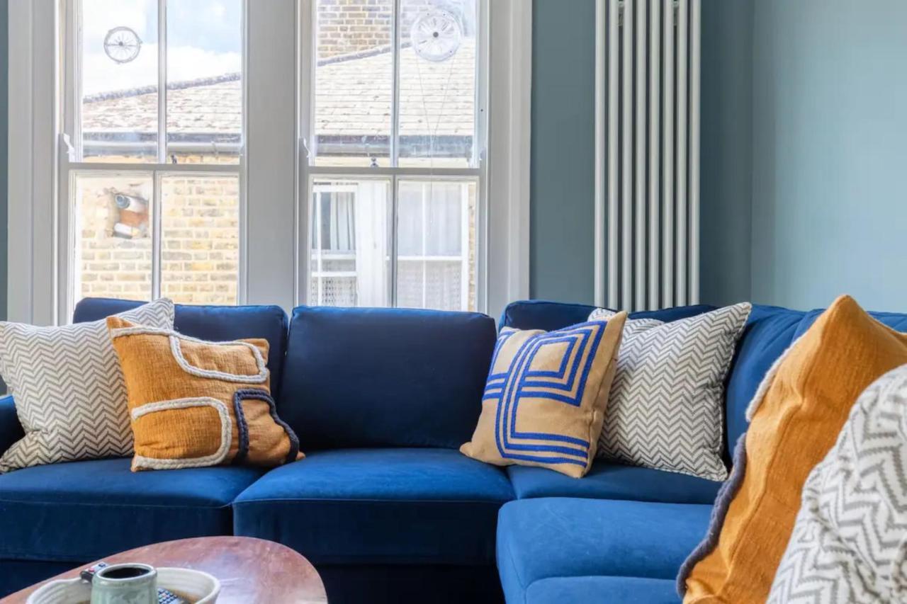 Luxuriously Designed 3 Bedroom Apartment In Clapham Лондон Экстерьер фото